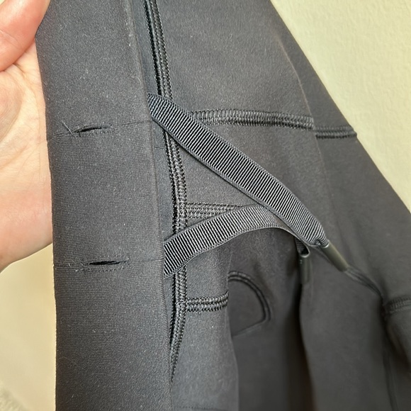 Lululemon Foldable waist band leggings - Picture 7 of 7